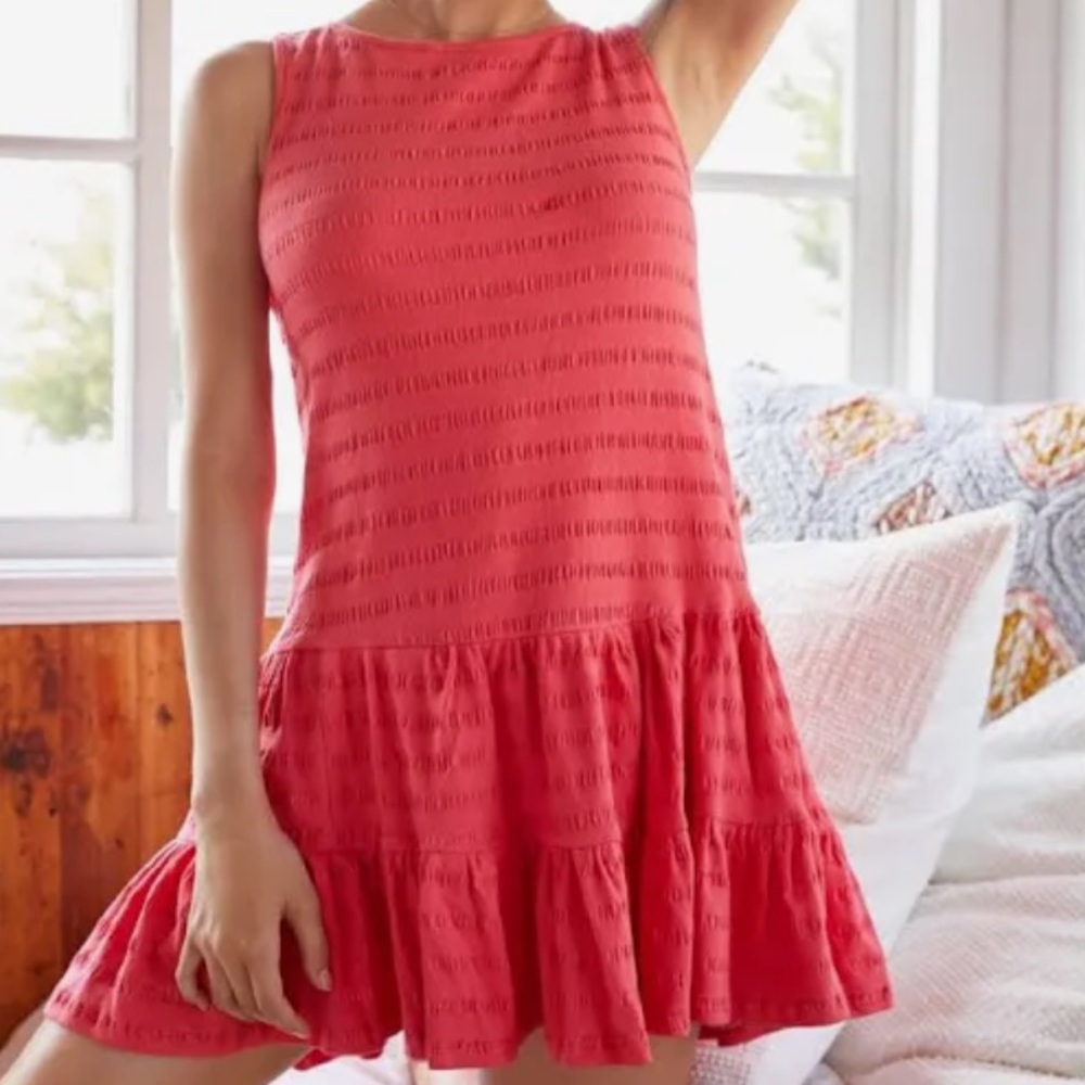 NWT ANTHROPOLOGIE. Flounced Open-Back Mini Dress